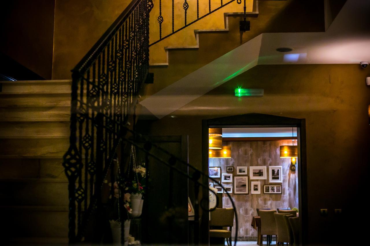 Hotel Moja Carda Temerin Bagian luar foto